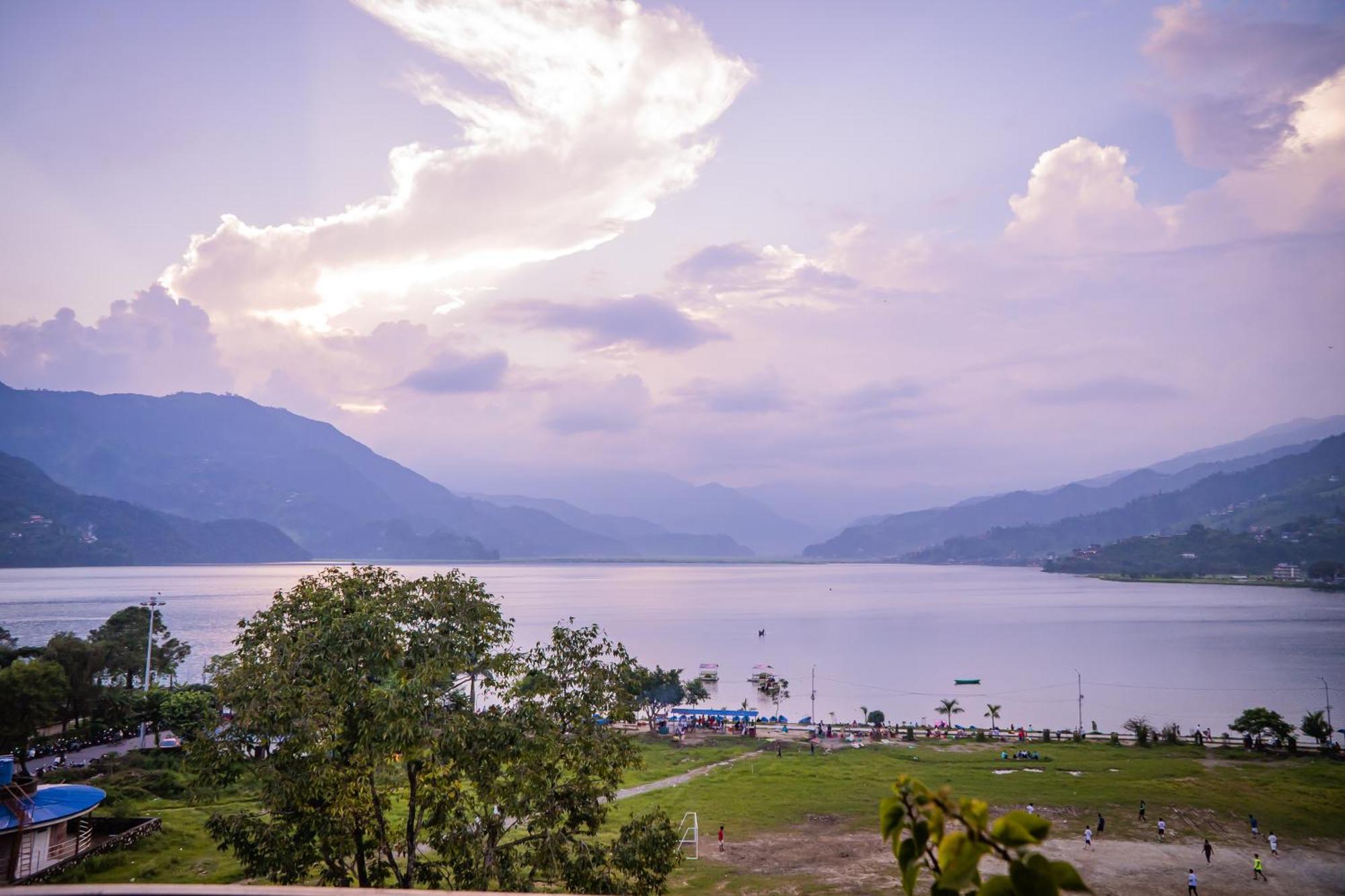 Hotel Fewa Camp 博卡拉 外观 照片